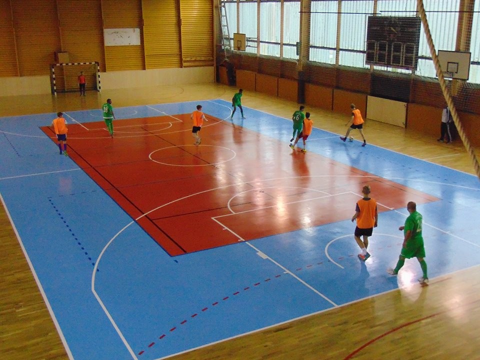 Pézsa Tibor Sportcsarnok, Esztergom szabadidő, búvárbázis, Esztergom